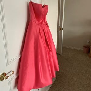 Prom, gala, or cocktail dress